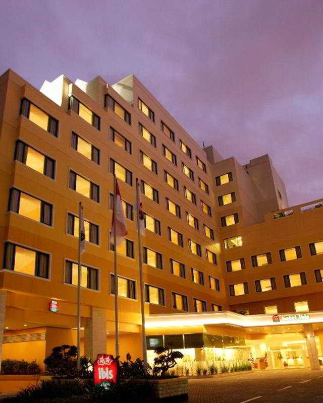 Hotel Ibis Malioboro Jogyakarta Zewnętrze zdjęcie
