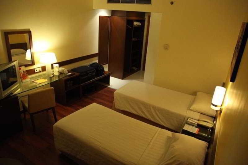 Hotel Ibis Malioboro Jogyakarta Zewnętrze zdjęcie