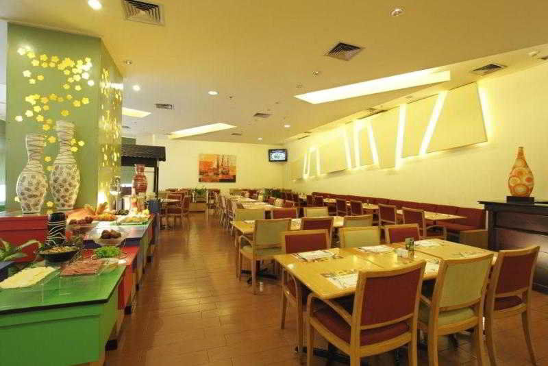 Hotel Ibis Malioboro Jogyakarta Zewnętrze zdjęcie