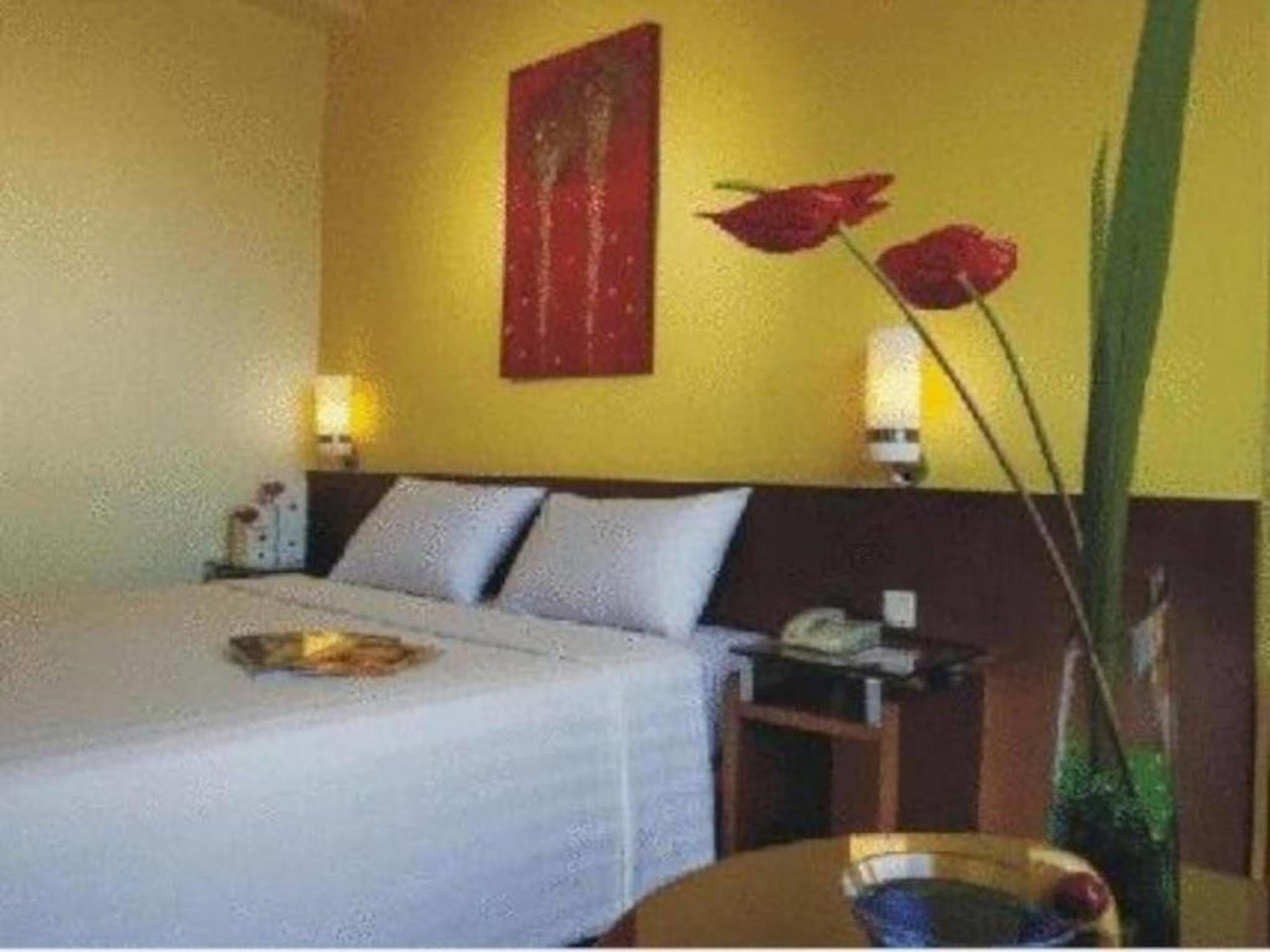 Hotel Ibis Malioboro Jogyakarta Zewnętrze zdjęcie